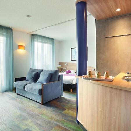 Suite-Home Orleans-Saran Eksteriør bilde