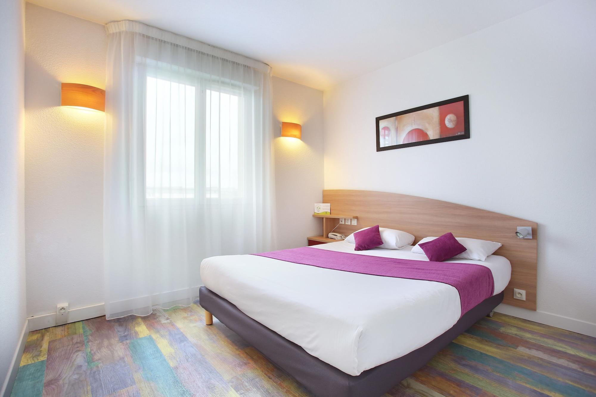 Suite-Home Orleans-Saran Eksteriør bilde