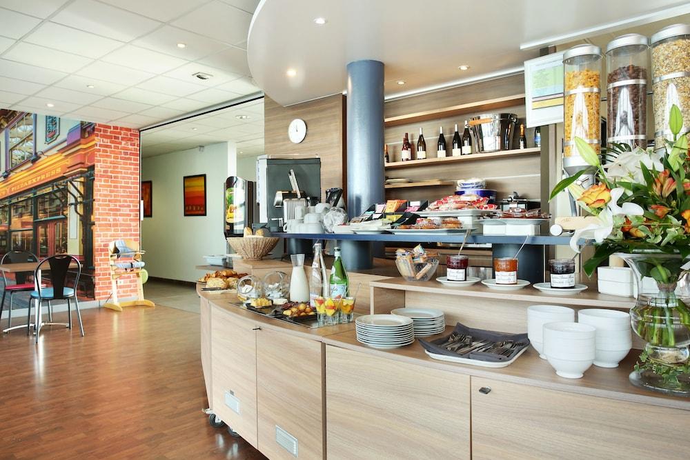 Suite-Home Orleans-Saran Eksteriør bilde