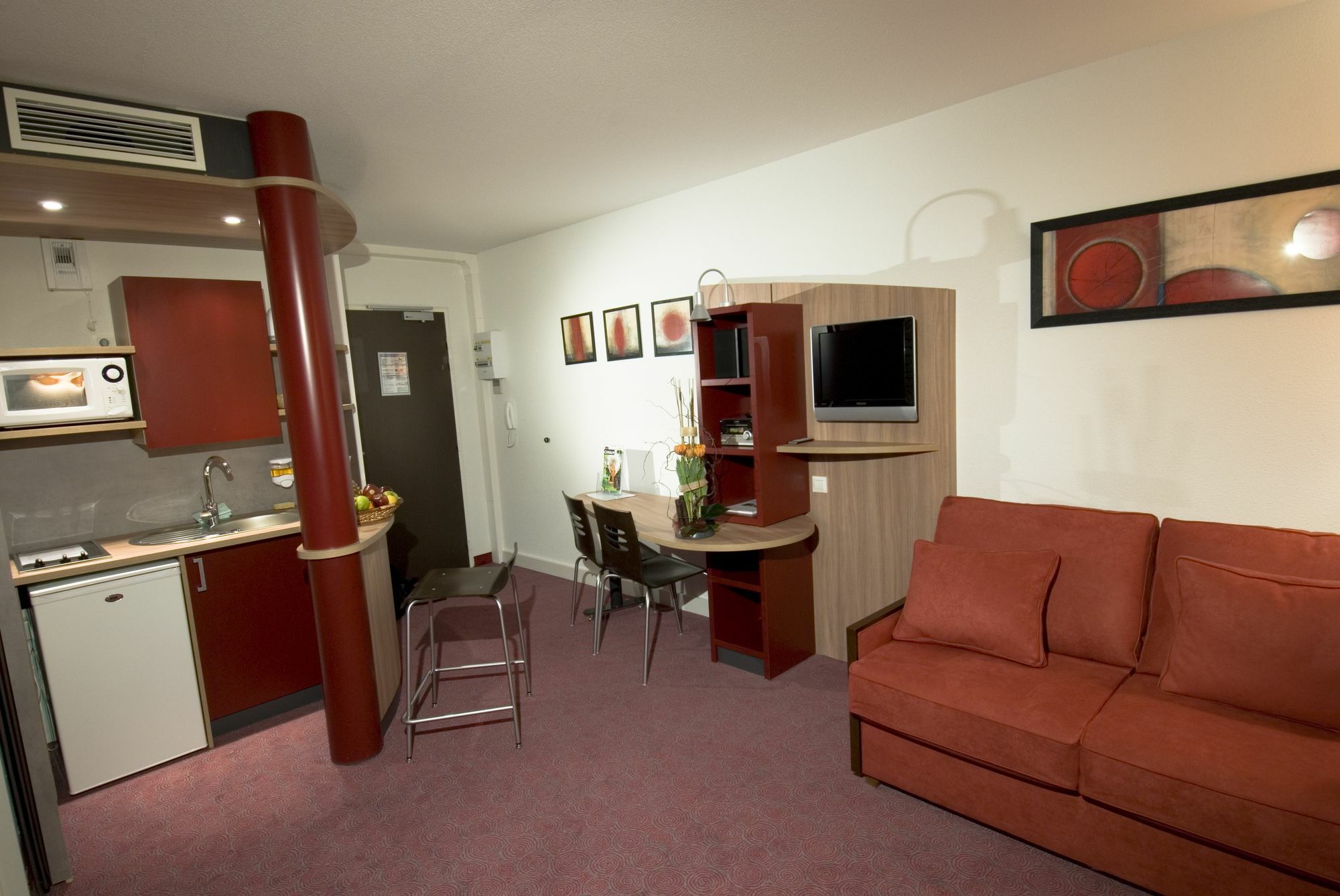 Suite-Home Orleans-Saran Eksteriør bilde