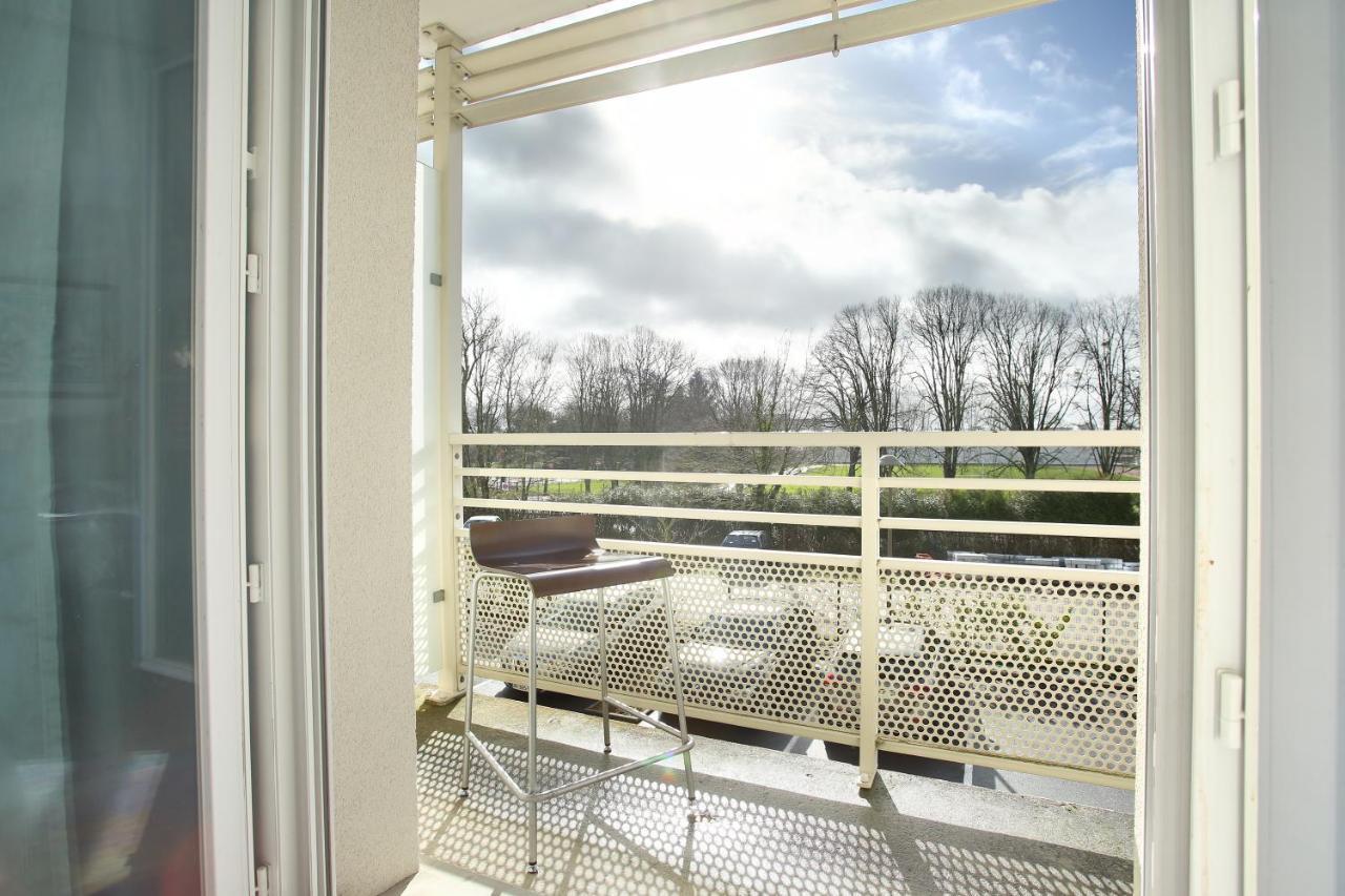 Suite-Home Orleans-Saran Eksteriør bilde