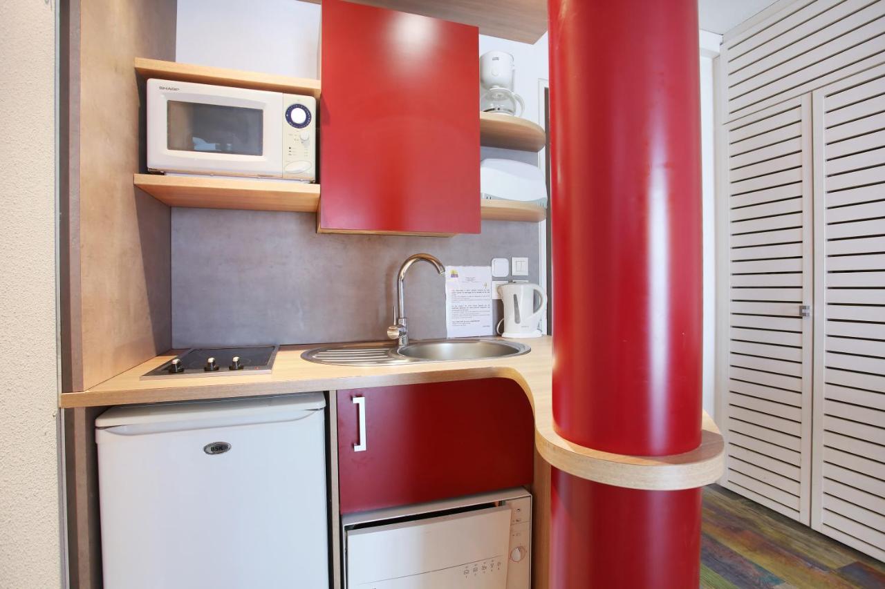 Suite-Home Orleans-Saran Eksteriør bilde